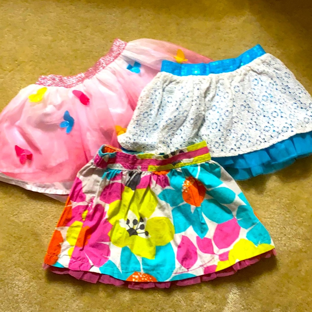 Lot of 3 toddler skirts